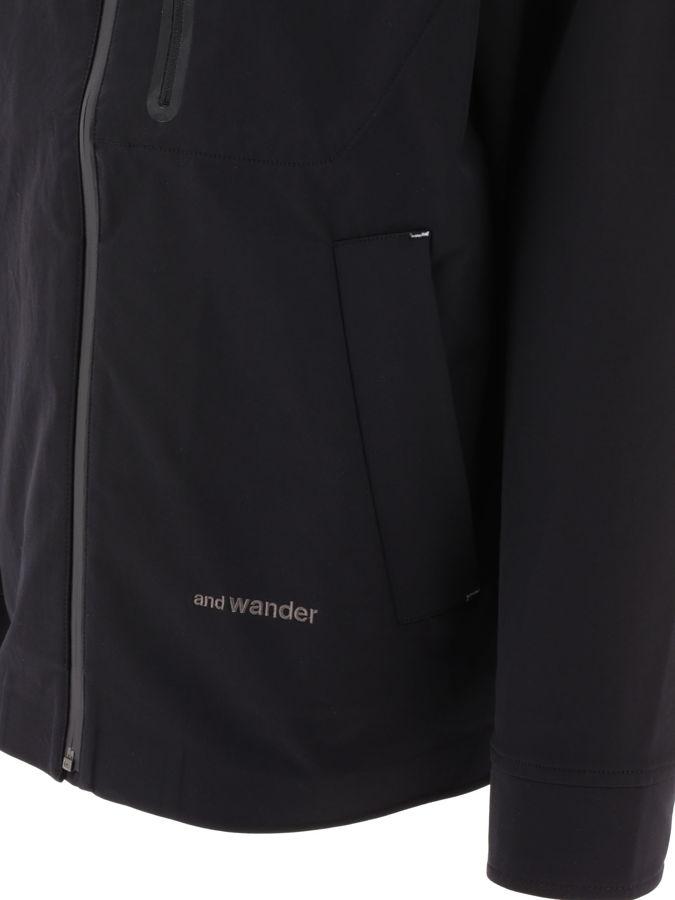 AND WANDER Black   69 PE Matt Cloth jacket